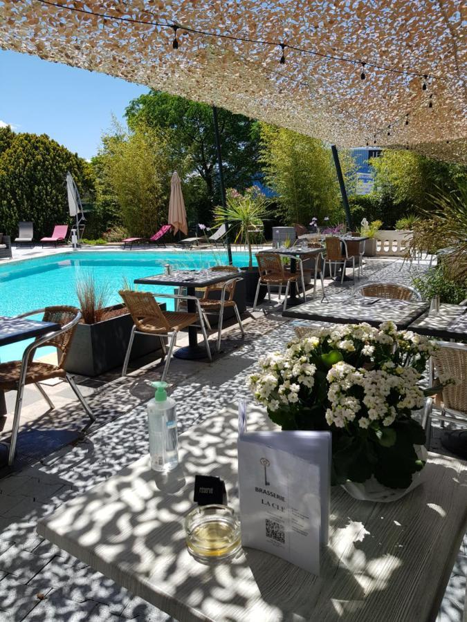 Hotel La Cle Saint-André-de-Sangonis Екстериор снимка