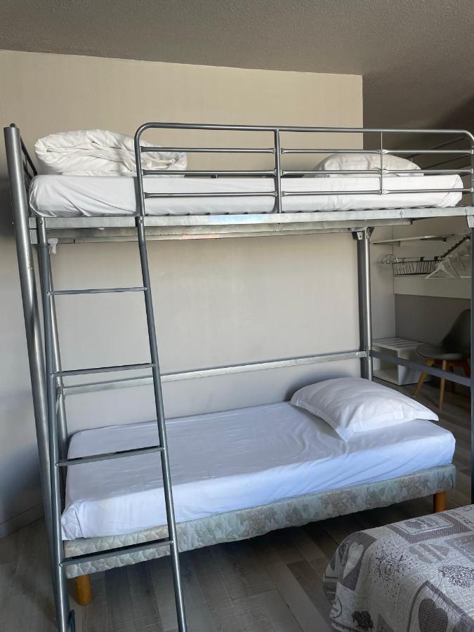 Hotel La Cle Saint-André-de-Sangonis Екстериор снимка