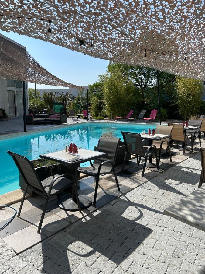 Hotel La Cle Saint-André-de-Sangonis Екстериор снимка